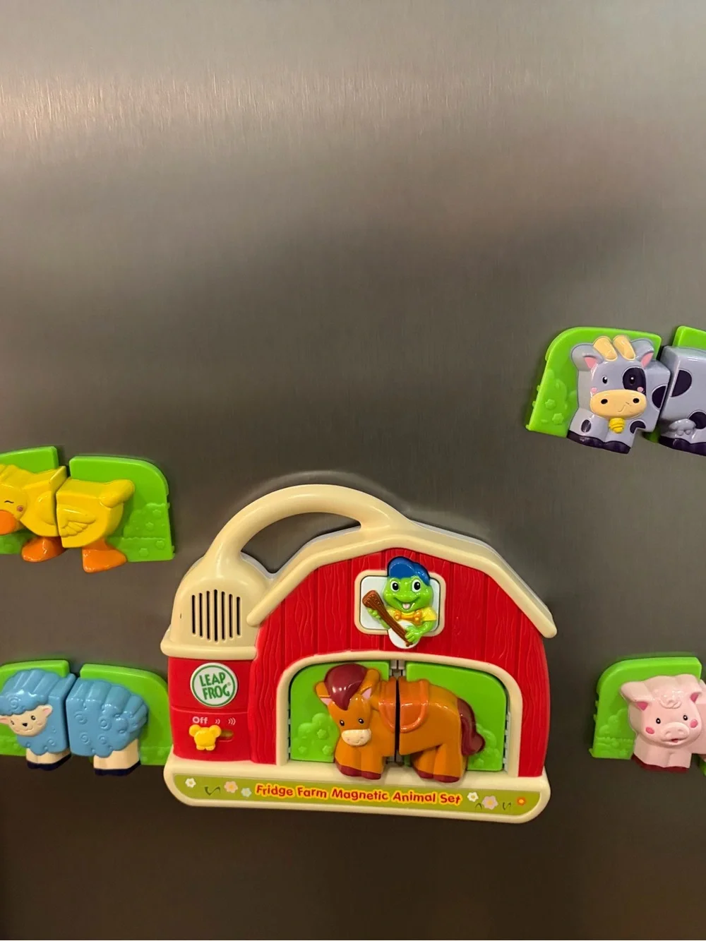 LeapFrog Fridge Farm Magnetic Barn Animal Set Complete And Working